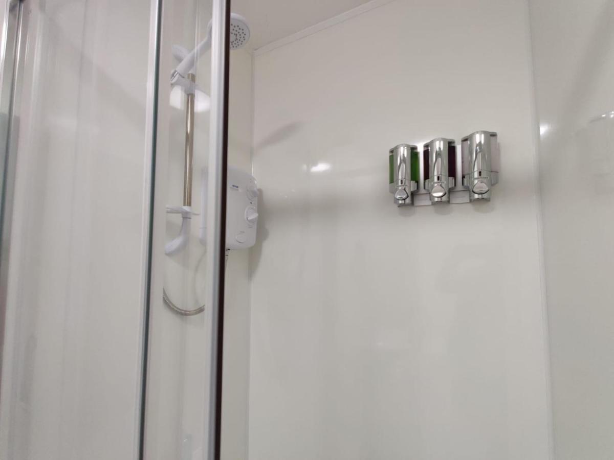 Double Ensuite Rooms Swansea Dış mekan fotoğraf